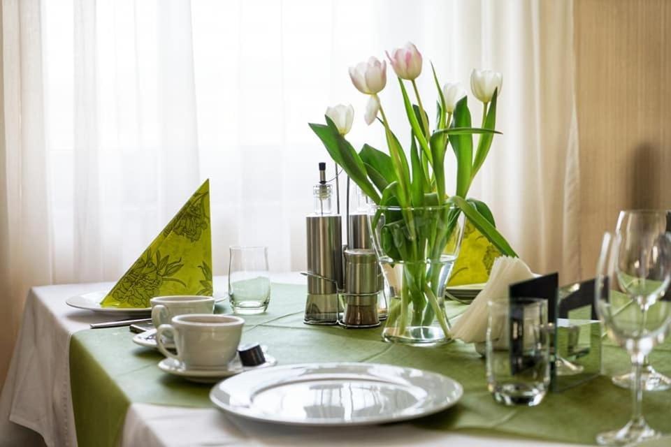 Eden Garden Hotel Câmpulung Moldovenesc